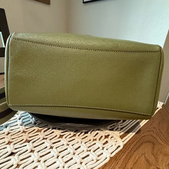 Coach Mini Bennett Satchel - Picture 4 of 4